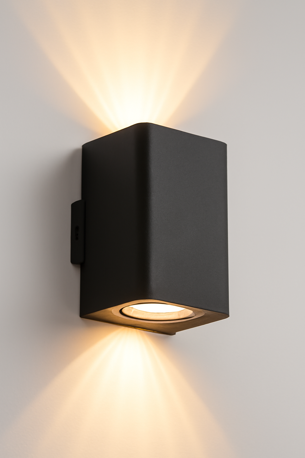 LUMI OUTDOOR LED lighting collection - Professional architectural and commercial solutions